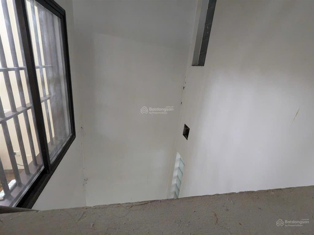 Phân lô phố vỉa hè phố vip đống đa 6 tầng 63m2 có ô chờ thang máy kinh doanh văn phòng đẹp