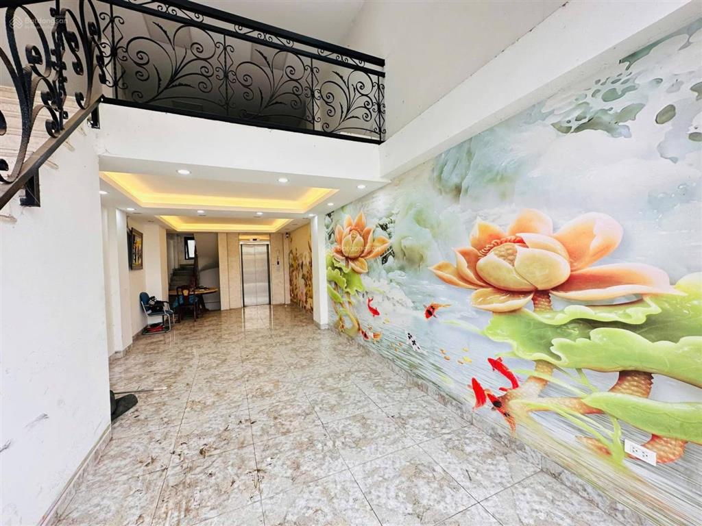 Nhà đẹp phân lô tây hồ sát hồ tây đối diện chung cư kinh doanh đỉnh ở siêu tiện ích dân trí cao