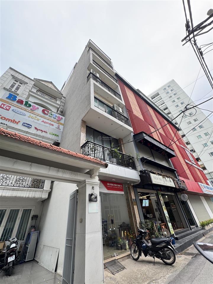 Nhà đẹp phân lô tây hồ sát hồ tây đối diện chung cư kinh doanh đỉnh ở siêu tiện ích dân trí cao
