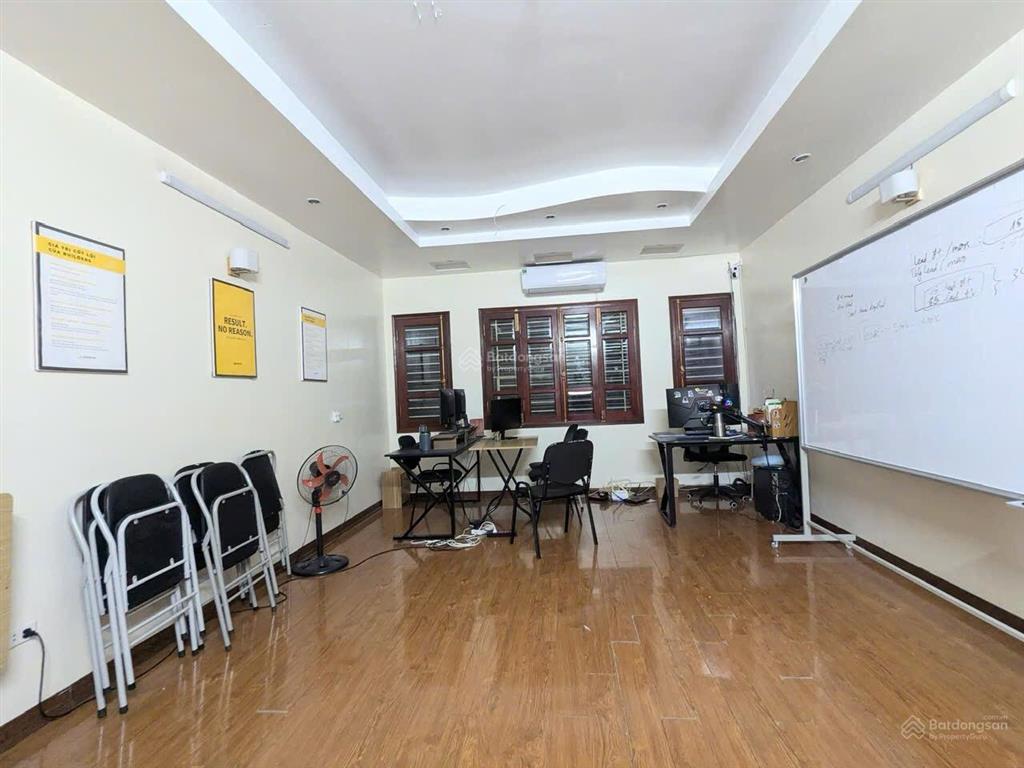 Chính chủ bán phân lô ô tô đỗ cửa vào nhà thái hà 63m2 6 tầng có ô chờ thang máy kinh doanh tốt