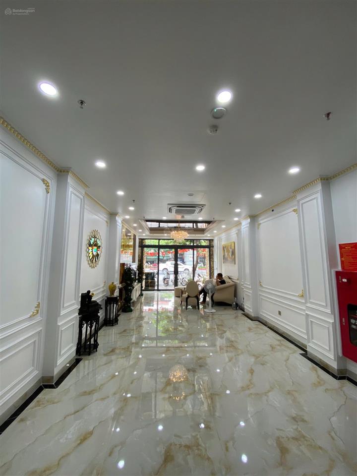 Bán tòa nhà mặt phố trần đại nghĩa 8 tầng thang máy nhà đẹp kinh doanh đỉnh vỉa hè rộng
