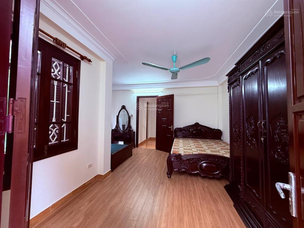 Bán nhà phân lô định công vip ô tô tránh đường 15m, vỉa hè rộng kinh doanh sầm uất