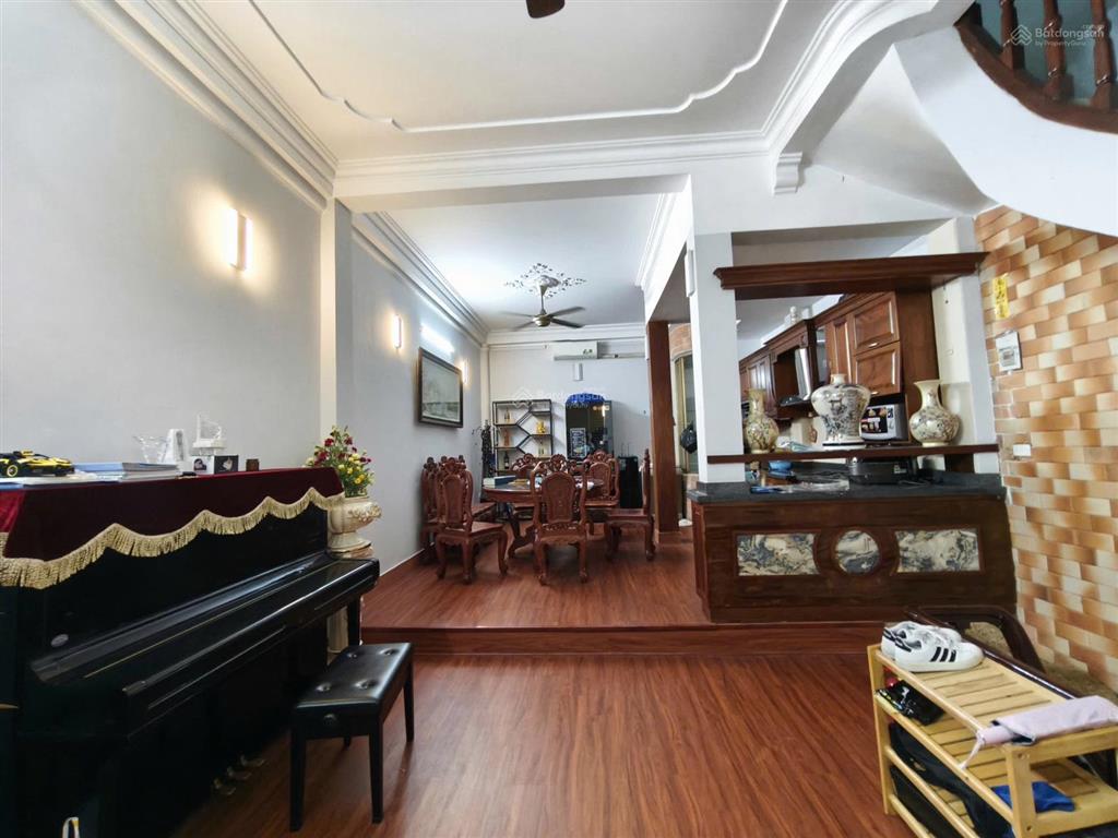Bán nhà phân lô phố nguyễn cảnh dị ô tô tránh vỉa hè kinh doanh giá trị cực tốt
