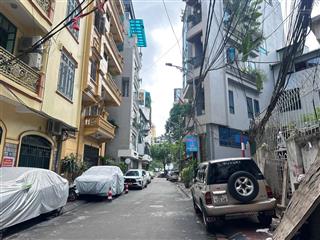 Bán nhà phân lô đường láng ô tô tránh nhà đẹp ở ngay gần đại học