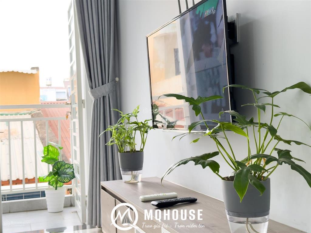 Cho thuê căn hộ 1pn (50m2), ban công, thang máy, gần cv lê thị riêng quận 10