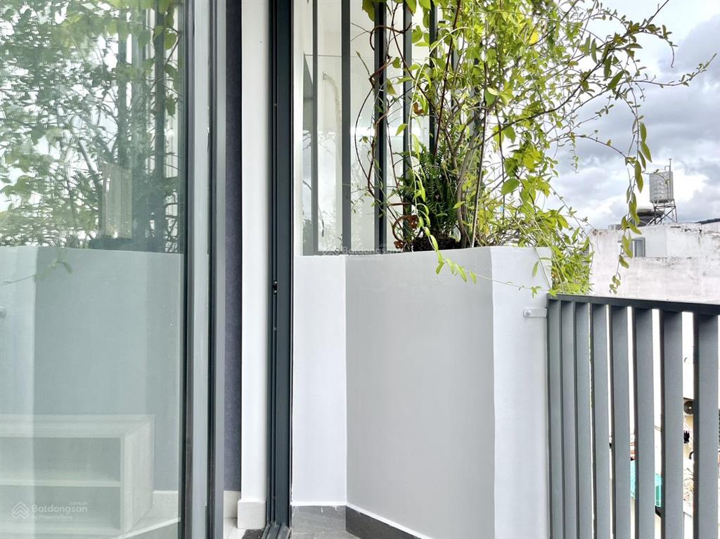 Căn hộ 1pn (50m2) ban công, máy giặt riêng  gần cv lê thị riêng  cách mạng tháng 8 quận 3