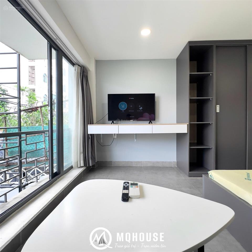 Căn hộ 1pn(45m2) ban công thang máy gần vòng xoay cống quỳnh  bùi viện quận 1