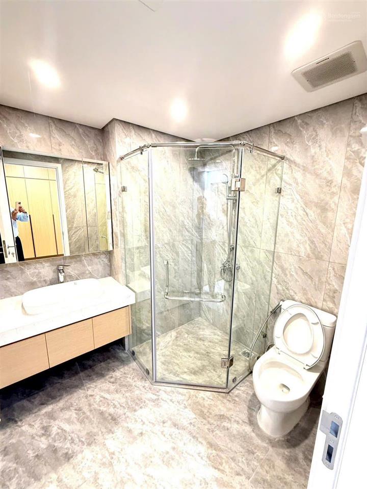 Cho thuê 2pn 92m2 tòa skyline westlake võ chí công, full đồ mới vào ở luôn, free phí quản lý