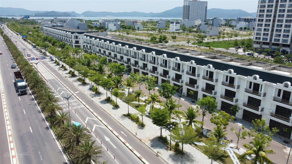 Bán đất an phú thịnh hướng đông nam, gần đại học fpt, giá chỉ 26 triệu/m2