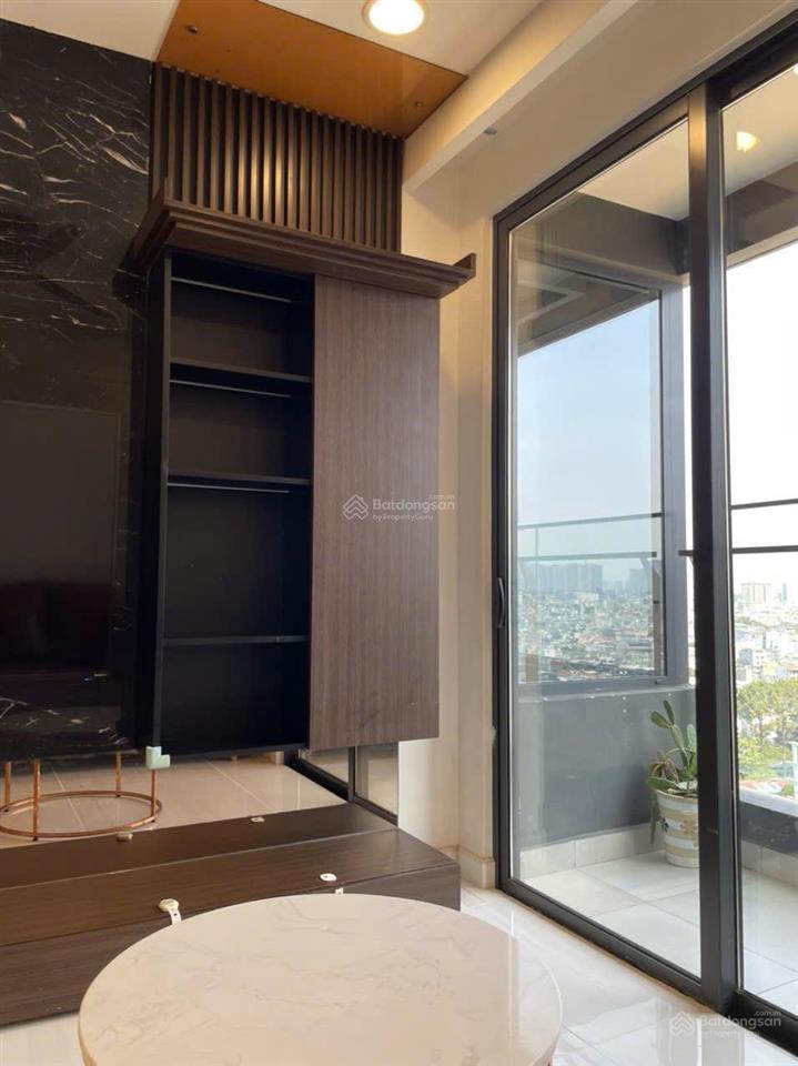 Bán cc tại kingdom 101, 7,5 tỷ, 80m2, 2pn, 2wc, nội thất đầy đủ.  0825 863 *** mr. trí