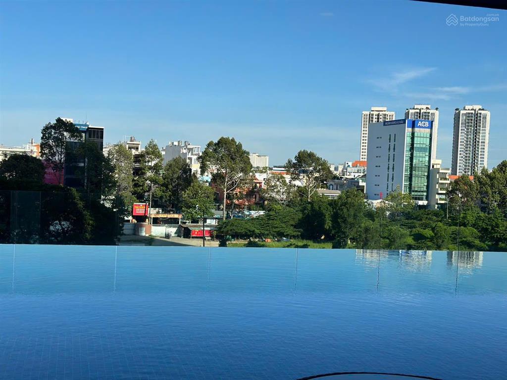 Ngộp bán lỗ 1 tỷ căn hộ 2pn 2wc kingdom101 q10, view q1 độc tôn thời điểm này.  0825 863 ***