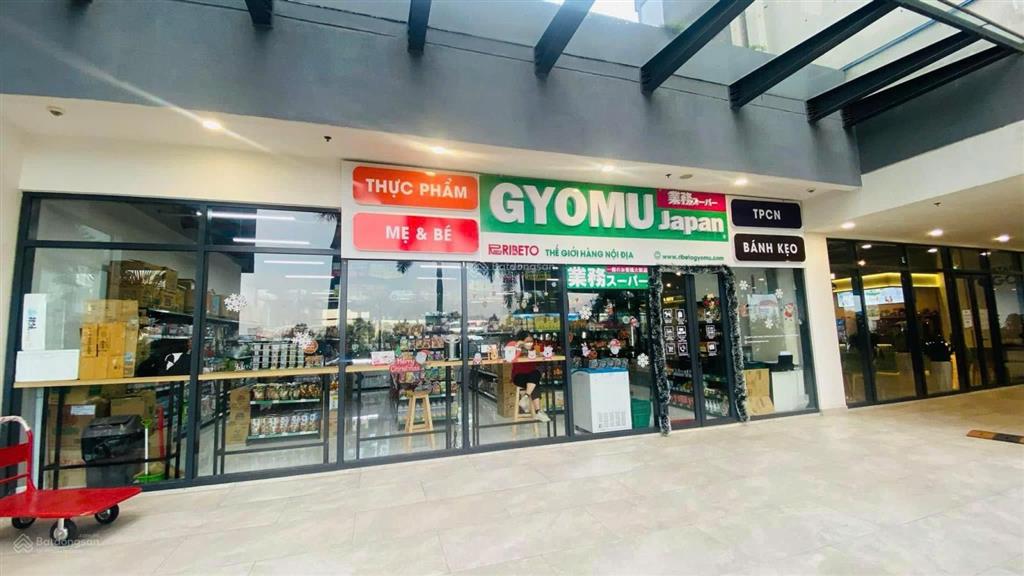 Ngộp bán lỗ 1 tỷ căn hộ 2pn 2wc kingdom101 q10, view q1 độc tôn thời điểm này.  0825 863 ***