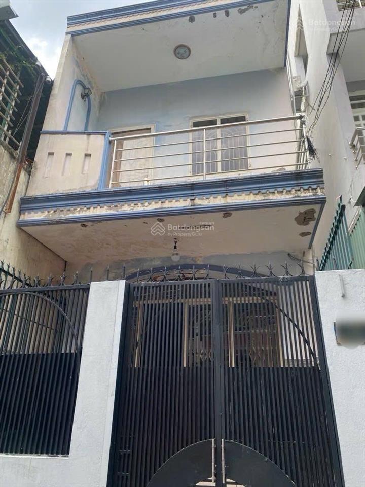 Ngay ngã tư phú nhuận  chính chủ lâu đời 2 tầng 70m2 (3.8m x 18m)  xe hơi 1 trục  tiện xây mới