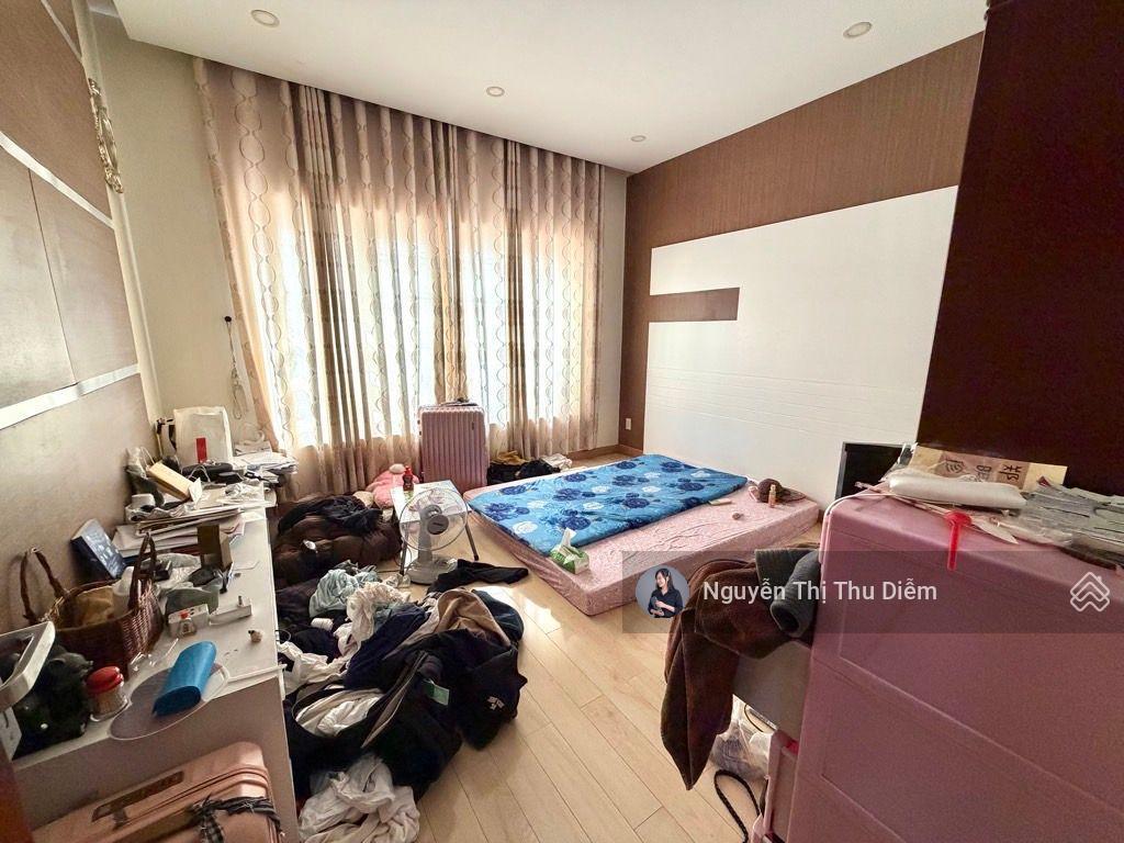 Mặt tiền rạch xuyên tâm  ngay đh văn lang  nhà đẹp 5 tầng  65m2 ( 4m x 16m)  giá 15.4 tỷ