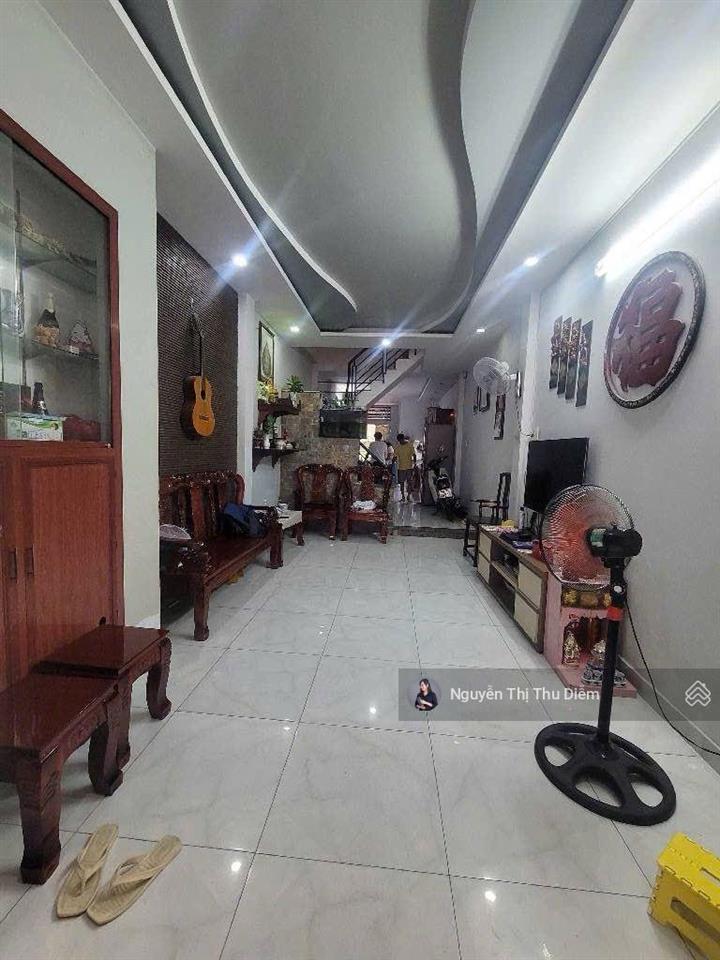 Chính chủ 50 năm bình thạnh sát landmark 81 120 m2 tương lai ra mặt tiền sổ nở hậu