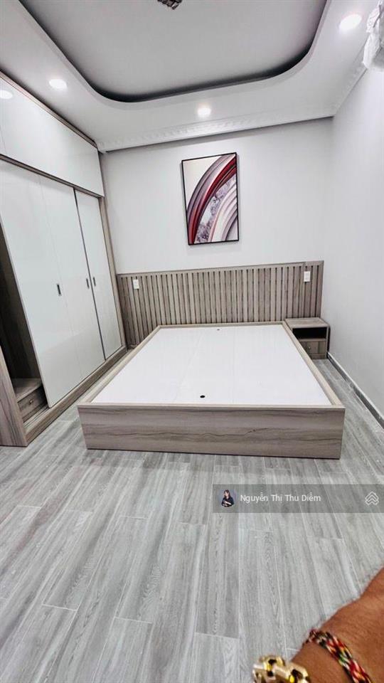Siêu phẩm  nguyễn thị huỳnh  p8  phú nhuận  sát mặt tiền  oto vào nhà  full nội thất