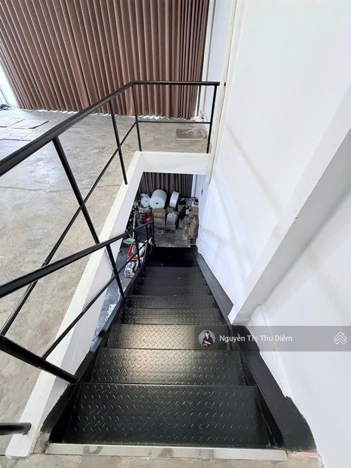 Nhà 3 tầng  91m (5.8m 15.5m) nở hậu 8.5m  phù hợp xây chdv