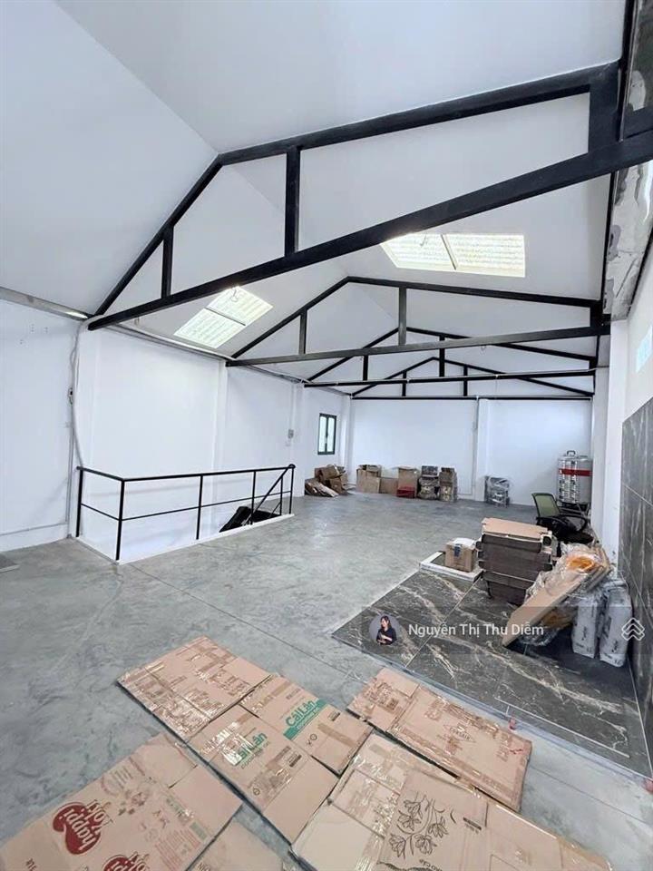 Nhà 3 tầng  91m (5.8m 15.5m) nở hậu 8.5m  phù hợp xây chdv