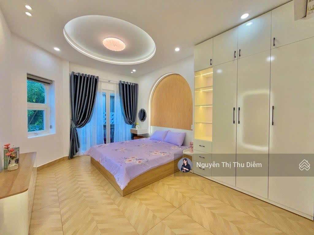 Siêu phẩm nhà mới hẻm xe hơi ngay lê văn sỹ dtsd 110m2  5 tầng sân thượng btct  3pn 4wc full nt