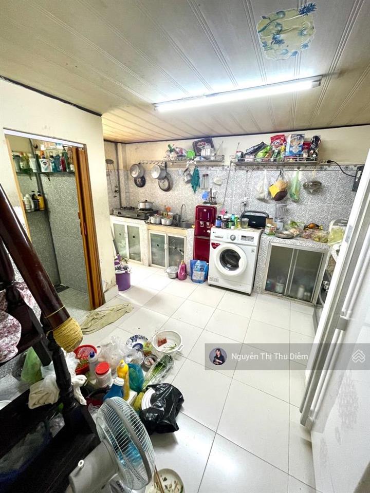 Gấp bán  ngã 4 nguyễn gia trí (d2)  xây chdv  186m2 (6.2m x 27m)  dòng tiền 250tr/tháng