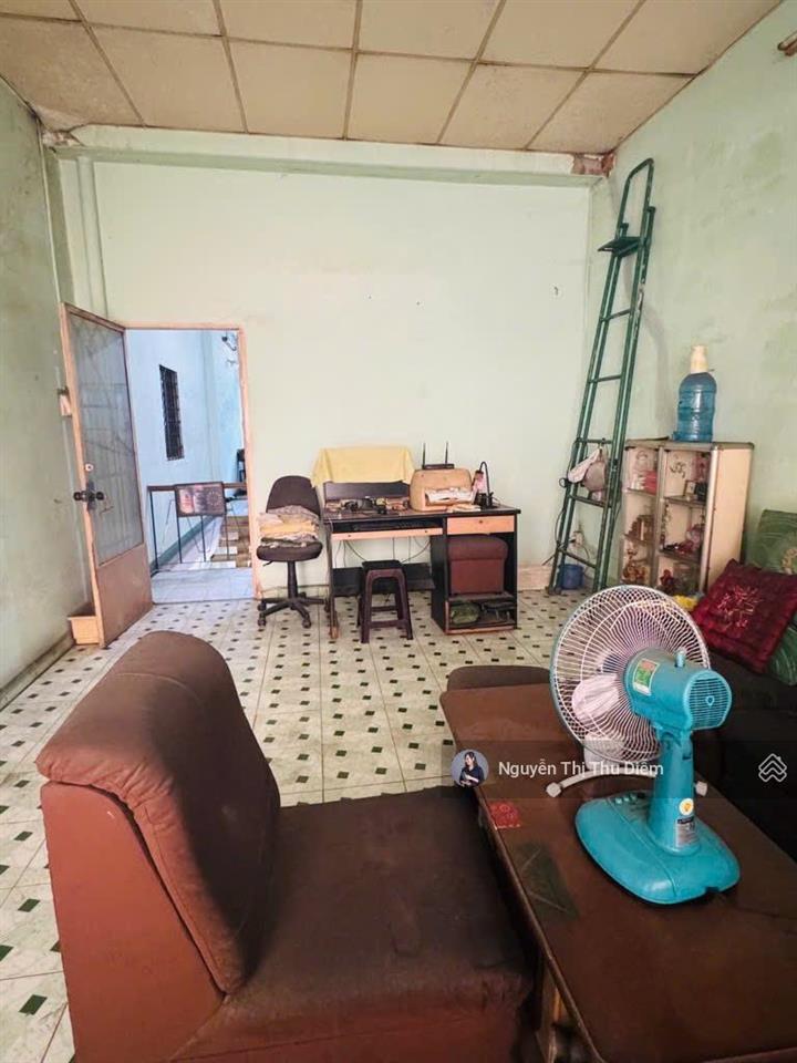Giảm sâu 2 tỷ  kế bên đh hutech  hẻm xe hơi  2 tầng  66m² (4m x 17m)  sổ vuông vức  xây 5t