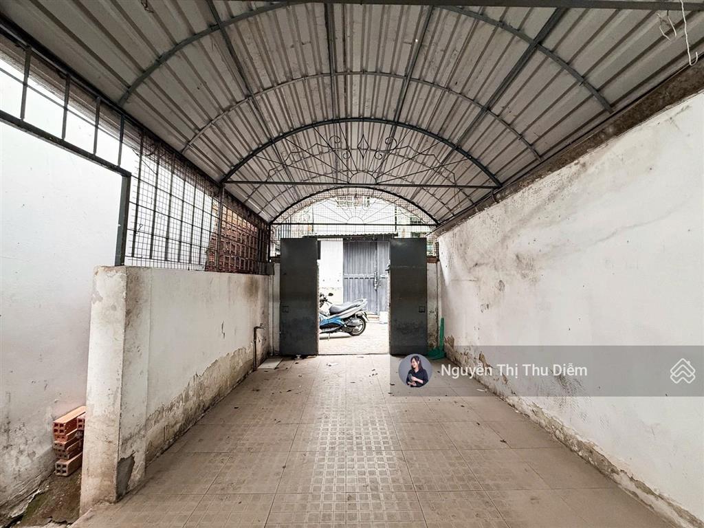 Bán đất tặng nhà phù hợp xây chdv  83m²  hẻm 4m  cách mặt tiền 20m  7,9 tỷ