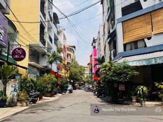 Khu vip đường hoa phú nhuận  khách sạn cc dòng tiền 200 tr/tháng  dt 91 m²  5 tầng  thang máy