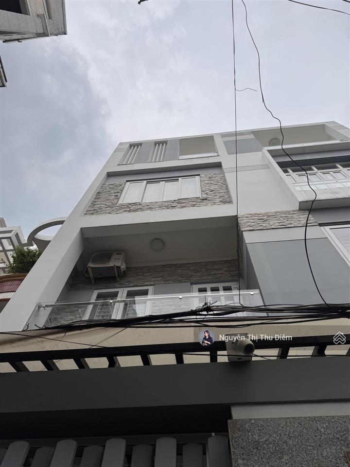 Nhà đẹp 4 tầng  97m (5.5m x 15m )  nở hậu 6.4m  sát mặt tiền  5pn  full nội thất