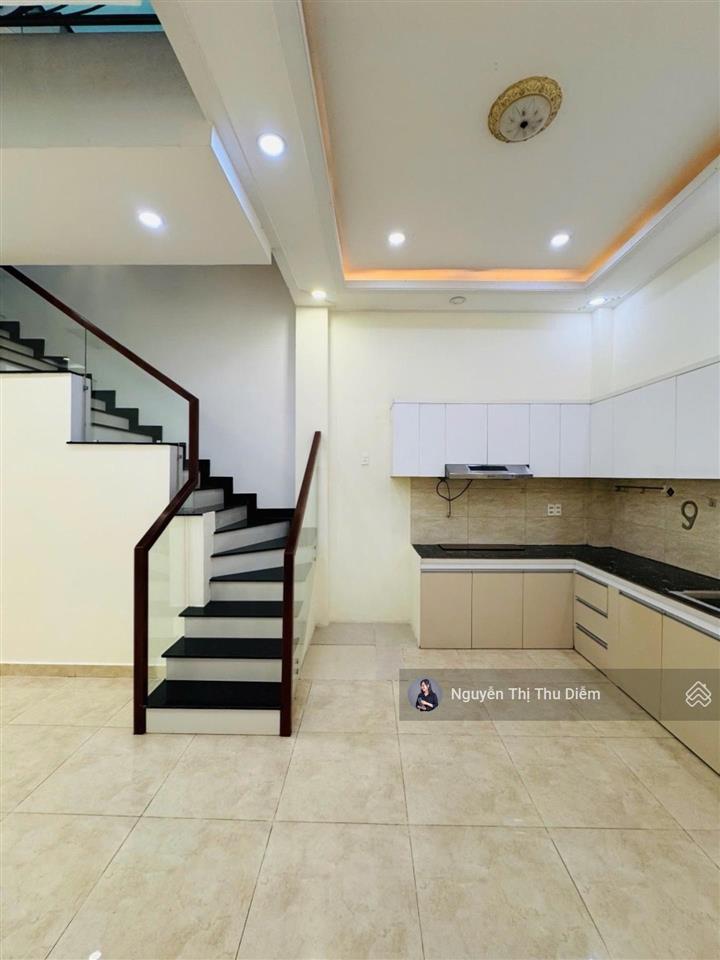 Nhà mới  hẻm hơn 4m  gần mặt tiền  nguyễn thượng hiền  p5  bình thạnh  9.5