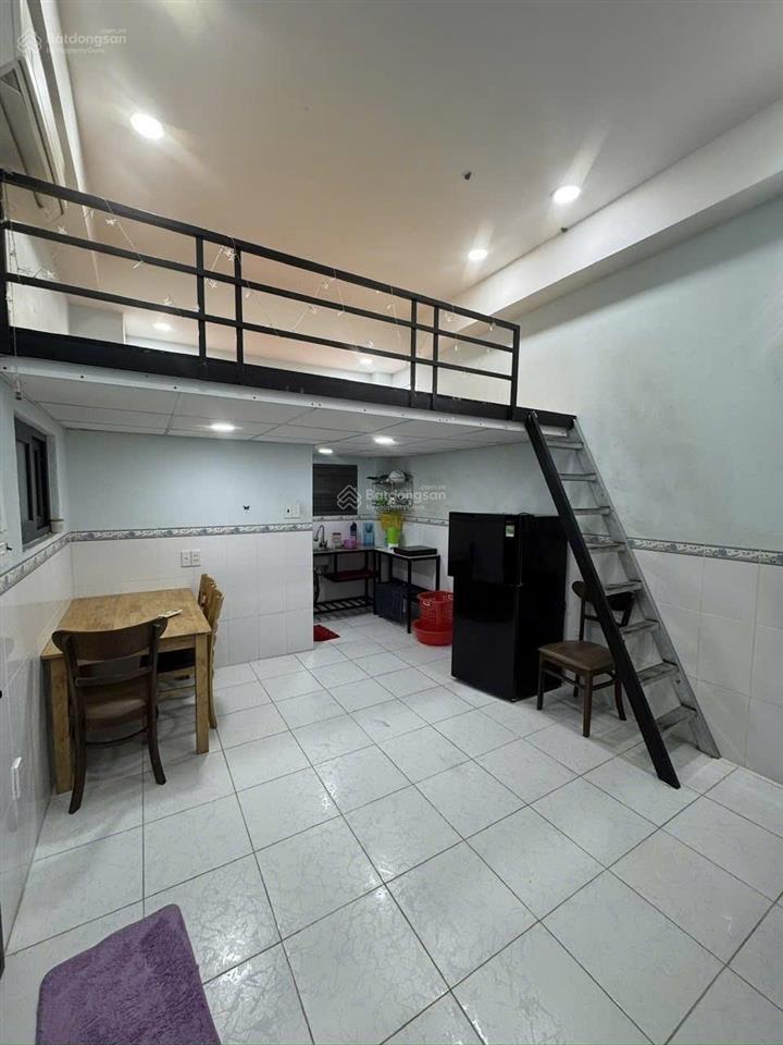 7 phòng chdv  6 tầng có hầm  50m2 (5.5m x 11m)  phan văn trị  giá 8,1 tỷ
