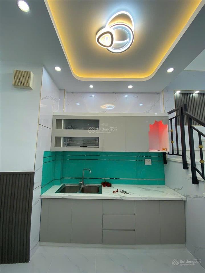Quận 6 nhà cho thuê lò gốm 2pn giá chỉ 8,5 triệu/tháng