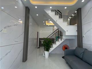 Quận 6 nhà cho thuê lò gốm 2pn giá chỉ 8,5 triệu/tháng