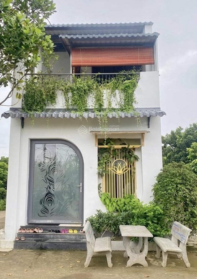 Bán nhà 2 tầng thiết kế hiện đại dtsd 75m2  trường lưu q9 cũ  đường ô tô 8m chỉ 4.3 tỷ
