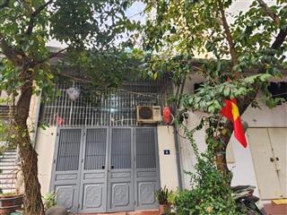 Bán đất mặt phố, phân lô vỉa hè đức giang, giá 18 tỷ, dt 80m