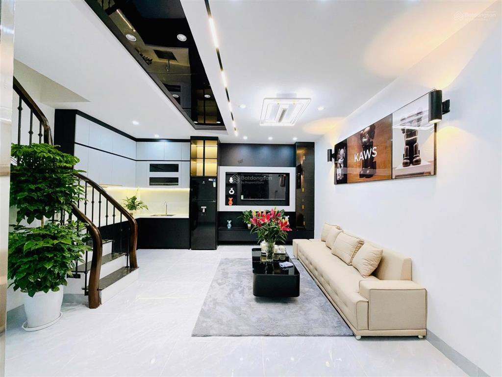 Nhà đẹp minh khai ngõ thông chỉ 7 tỷ.