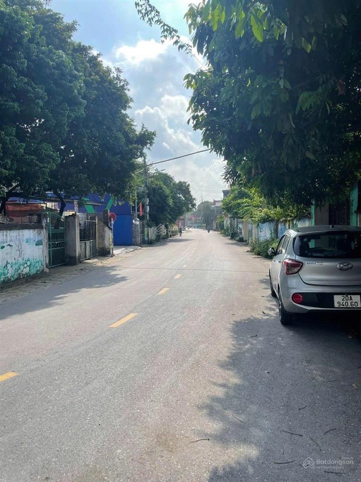 Chính chủ bán gấp lô trục chính vai réo  phú cát mới  giá 3,7 tỷ
