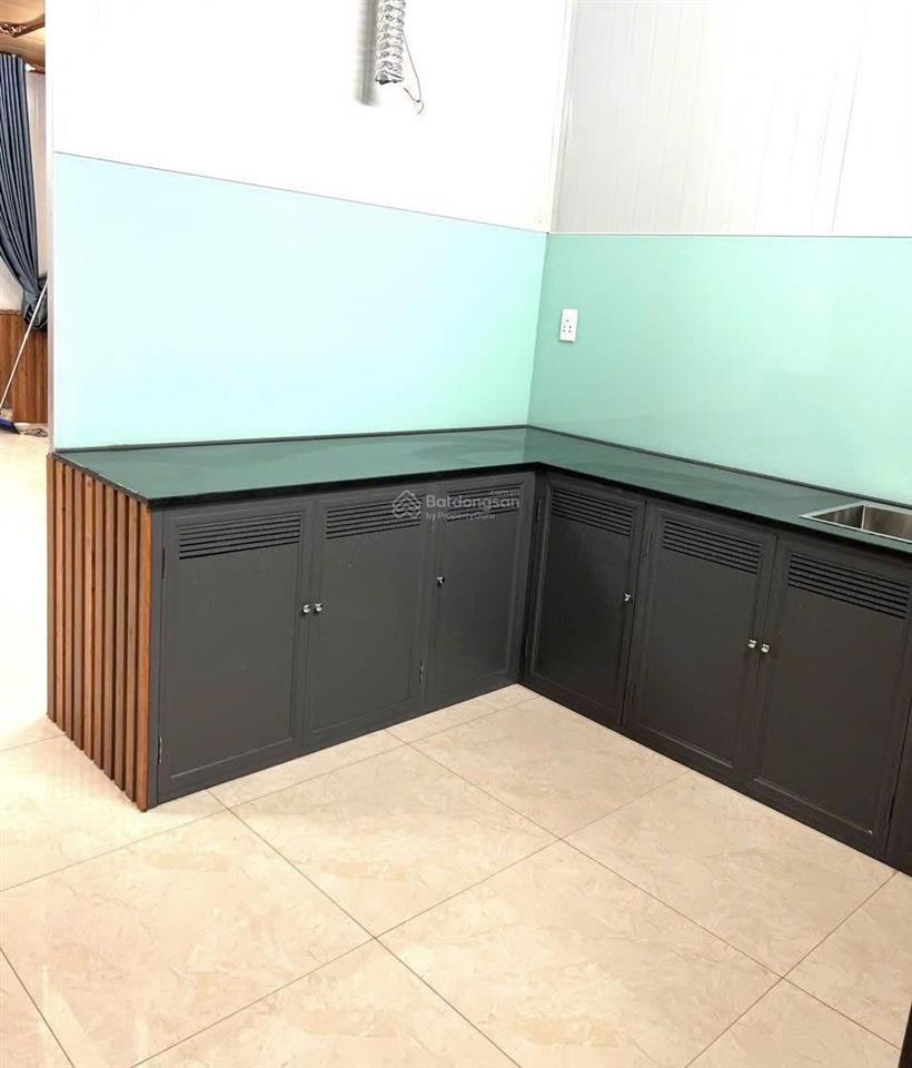 Nhà 2 tầng 50m2 ngang 4m 2pn 2wc gần vincom lê văn việt q9, hẻm bagac  giá 2,3 tỷ