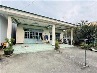 Tôi bán căn nhà vườn nguyễn xiển gần vinq9  350m2(15x23m) full thổ cư tách được 3 lô giá 15ty tl