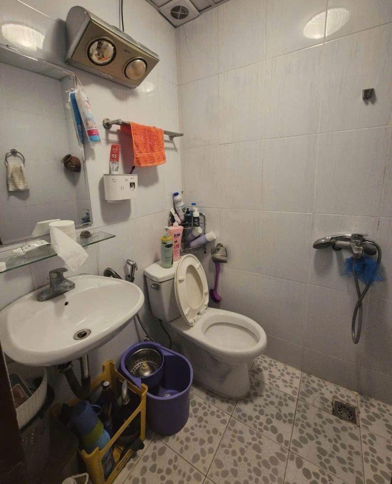BÁN CHUNG CƯ KIM VĂN KIM LŨ HƠN 3 TỶ, 2 NGỦ, 1VS, LÔ GÓC.