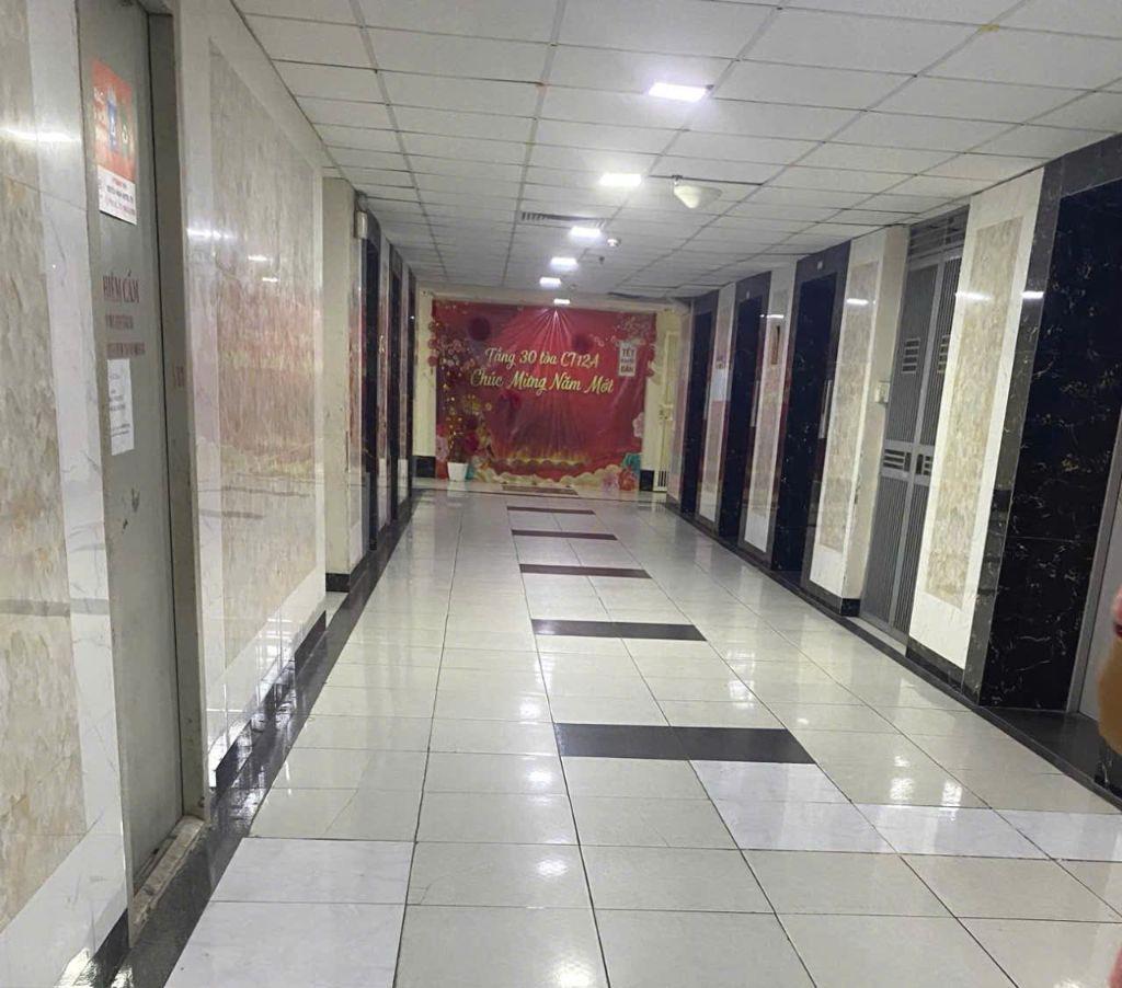 BÁN CHUNG CƯ KIM VĂN KIM LŨ HƠN 3 TỶ, 2 NGỦ, 1VS, LÔ GÓC.
