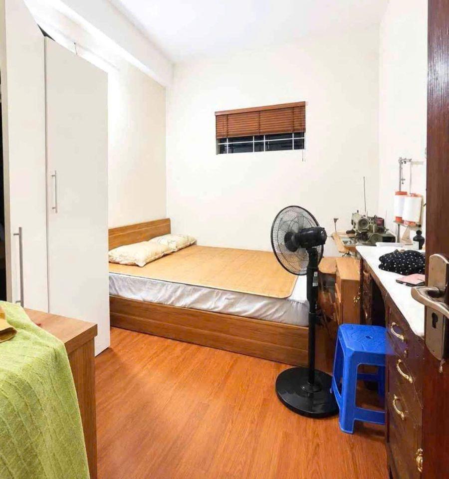 BÁN CHUNG CƯ HƠN 4 TỶ, 75M2, 3P.NGỦ, 2VS, MẶT ĐƯỜNG NGUYỄN XIỂN, HÀ NỘI. SỔ RIÊNG LÂU DÀI.