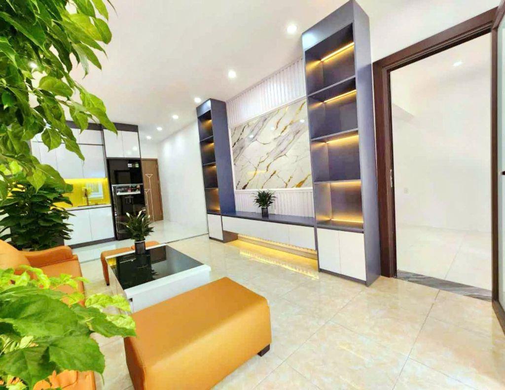 BÁN CĂN TẬP THỂ PHỐ MAI ĐỘNG 43/68M2 2 NGỦ, VS RIÊNG HƠN 3 TỶ