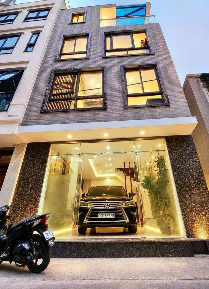 BÁN NHÀ PHƯỜNG HOÀNG LIỆT - 8.18 TỶ, 40M2 Ô TÔ ĐỖ CỬA, VÀO NHÀ.