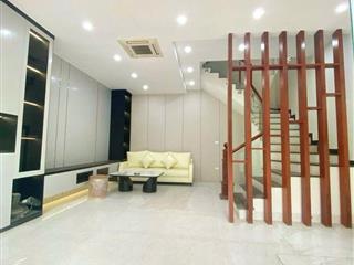 BÁN NHÀ PHƯỜNG HOÀNG LIỆT - 8.18 TỶ, 40M2 Ô TÔ ĐỖ CỬA, VÀO NHÀ.