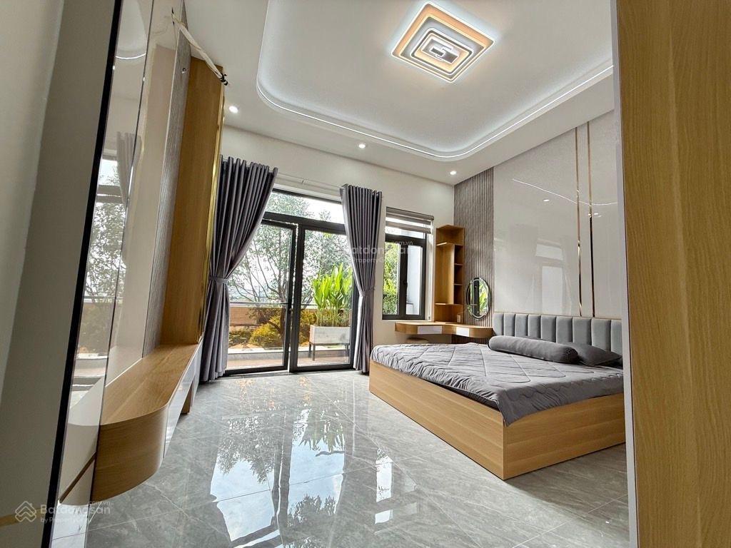 Nhà mt kinh doanh ngay chợ đêm việt lập, sát phạm văn đồng dt 120m2 giá 9tỷ