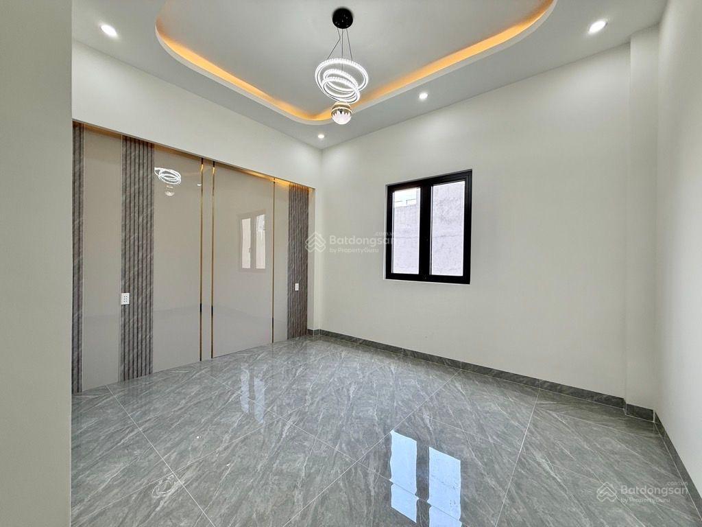 Nhà mt kinh doanh ngay chợ đêm việt lập, sát phạm văn đồng dt 120m2 giá 9tỷ