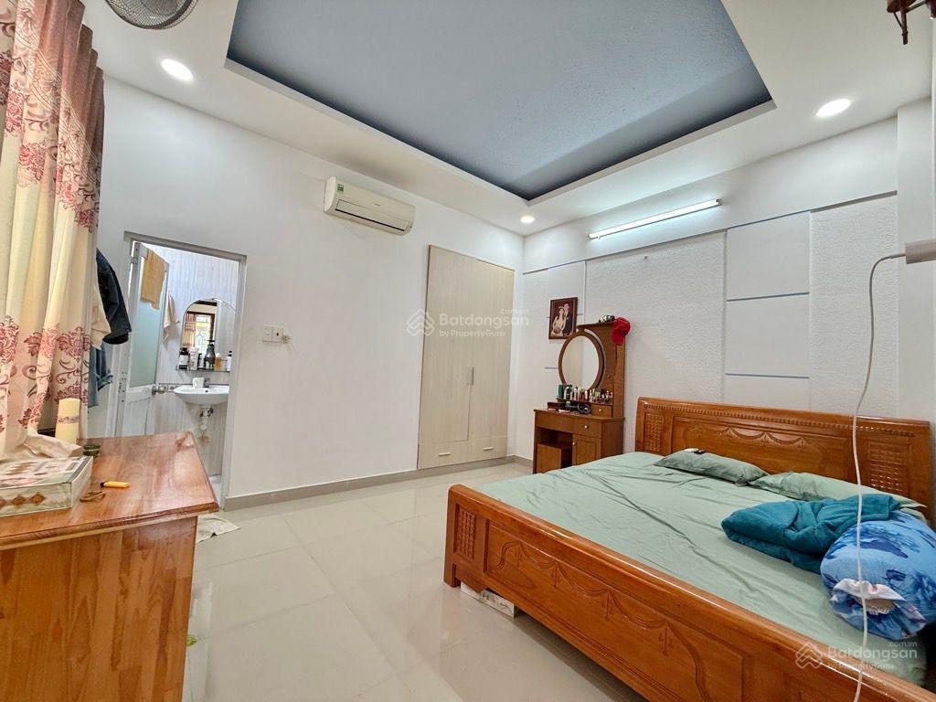 Nhà đẹp 3 tầng lô góc gần vạn phúc city  hiệp bình ngang 5.27x14.38 75.4m2 khu phân lô đường 5m