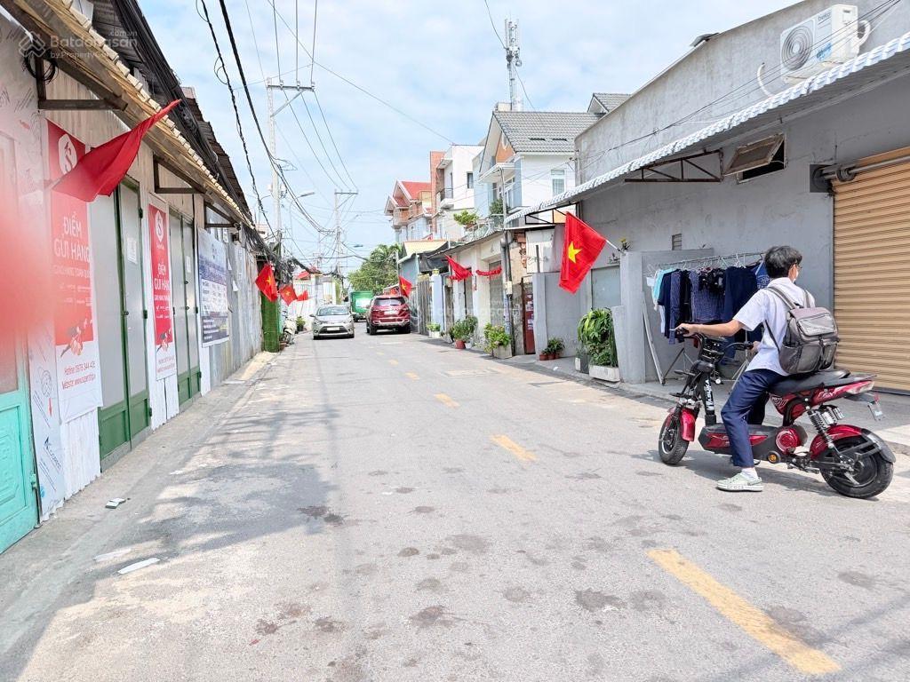 Chính chủ bán đất khu vip bên sông p. hiệp bình chánh, tp thủ đức dt 70m2, shr chỉ 6.1tỷ.
