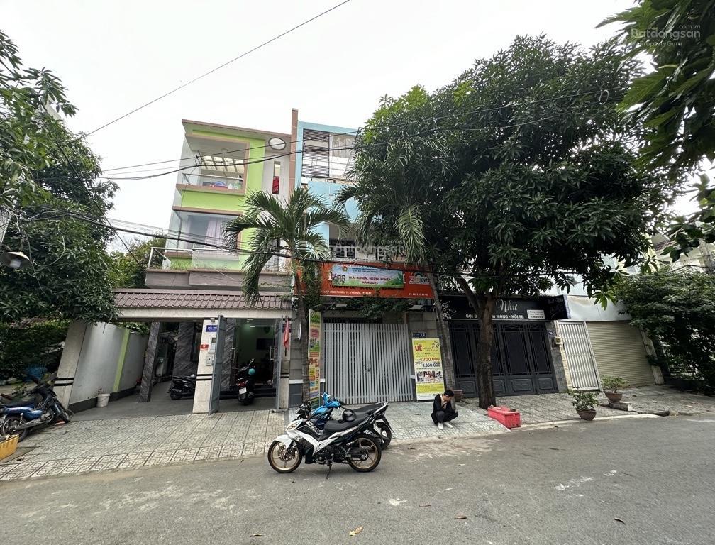 Bán nhà 4 tầng kdc hồng long dt 141m2, đang cho thuê 20tr/tháng giá chỉ 9.9tỷ.