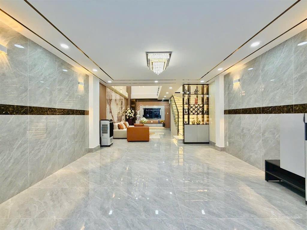 Chỉ 7.1 tỷ sở hữu nhà 3 tầng, shr, đối diện vạn phúc city giá rẻ hiếm còn sót lại.